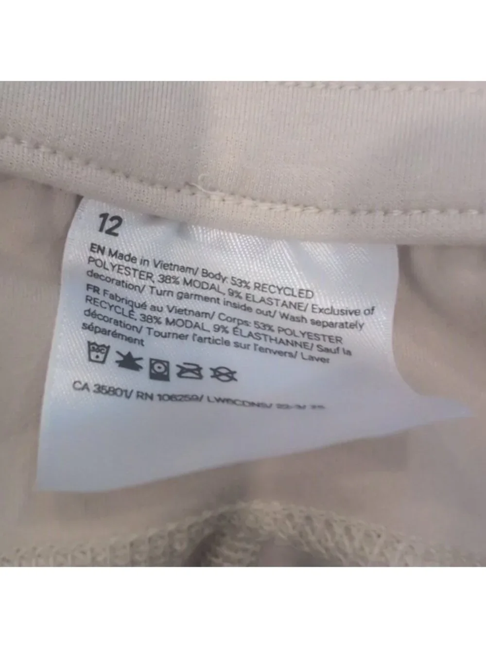 Lululemon Brushed Softstreme Split-Hem High-Rise CropNatural Ivory * Flaw